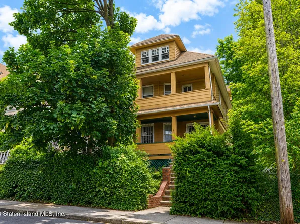 52 Crescent Ave, Staten Island, NY 10301