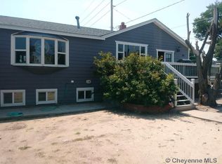 301 Vaughn Ct, Cheyenne, WY 82007