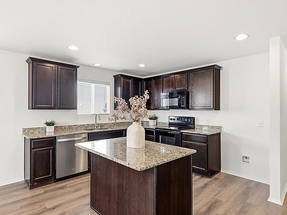 3rd image of 1304 Rivers Creek Ln