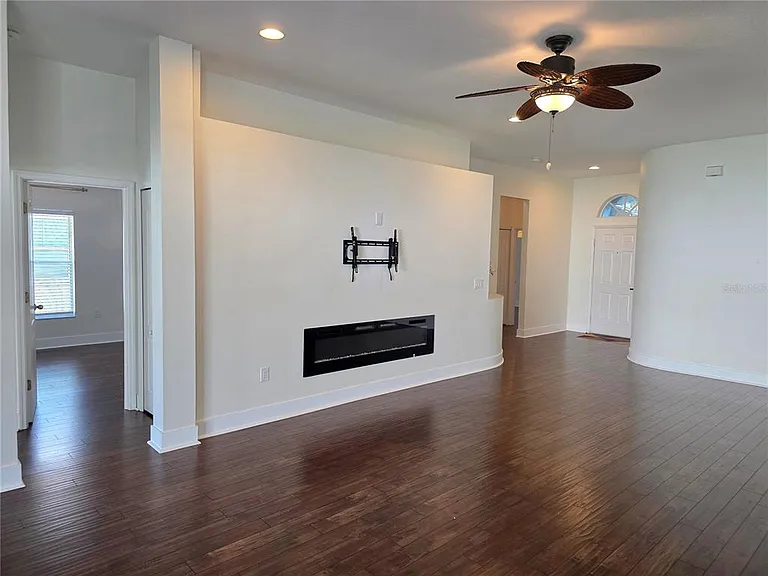730 Straw Lake Dr — Photo 17