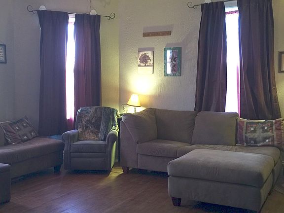 3rd image of 128 Pearl Street