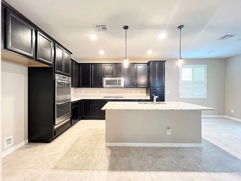 10530 Siesta Key St — Photo 6