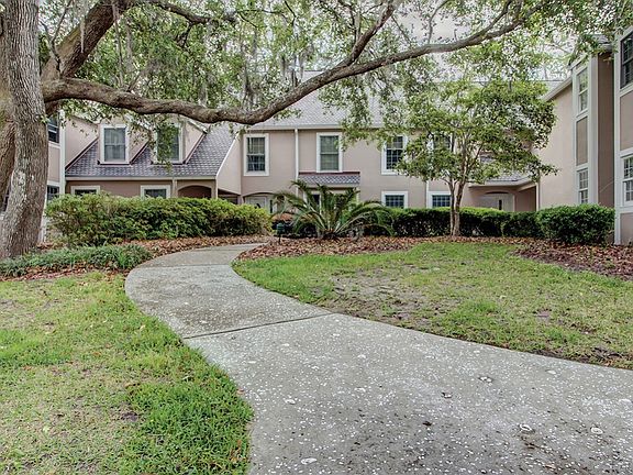 2nd image of 70 Shipyard Dr APT 188