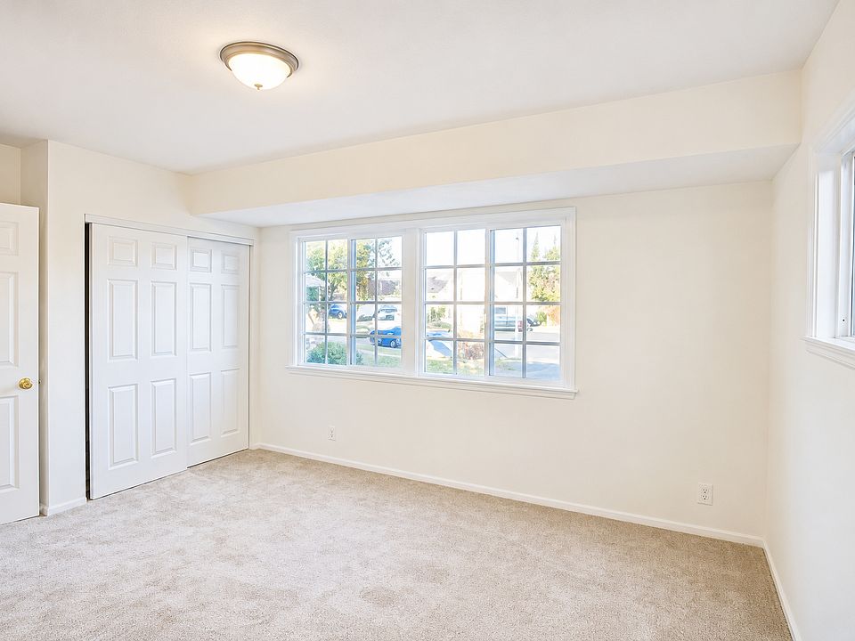 1st image of 8845 Hatillo Ave #1