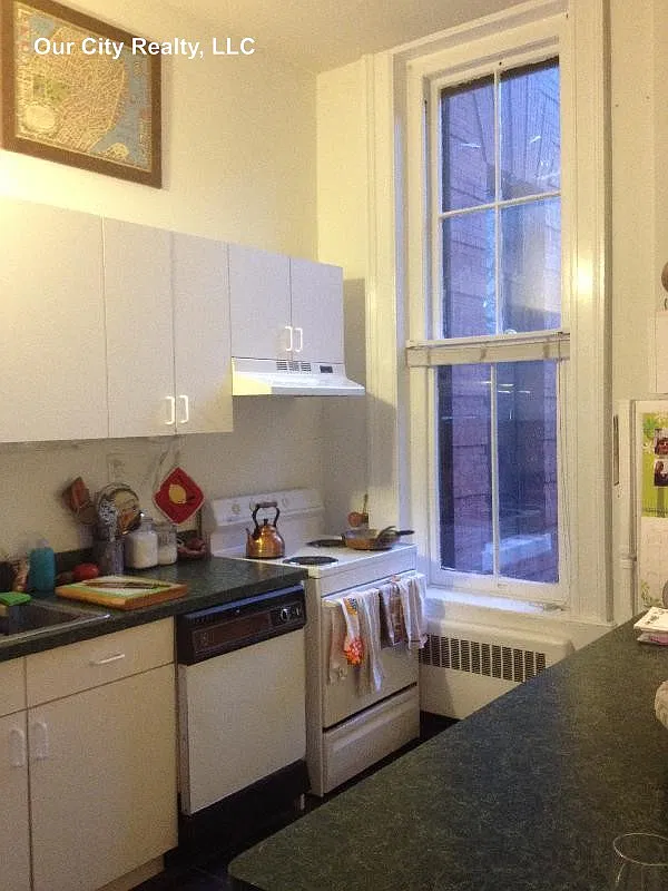 Studio, 1.0 bath, 500 sqft, $2,400 — Photo 1
