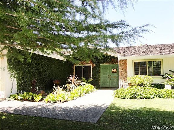 2nd image of 55 Havenwood Cir