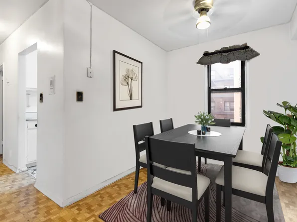 2546 East 13th Street image 10 of 28