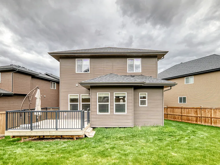 3015 Winspear Cmn SW — Photo 18