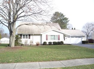 78 Kaymar Dr, Rochester, NY 14616