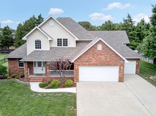 77 Remington Drive, Monett, MO 65708