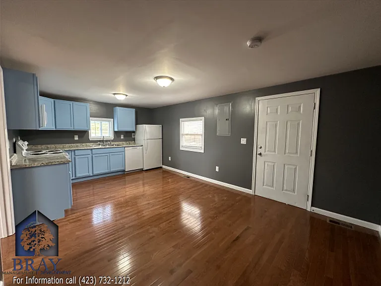 733 E Sullivan St — Photo 4
