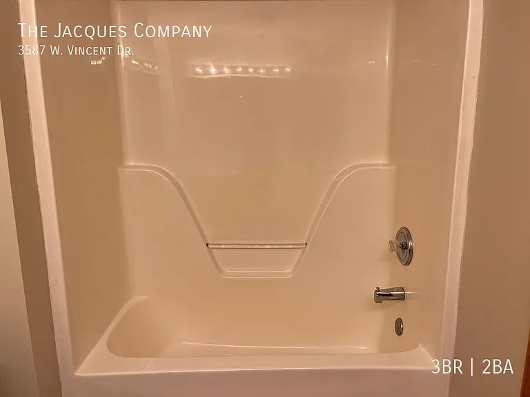 3587 W Vincent Dr — Photo 9