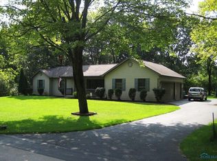 7541 Addler St, Holland, OH