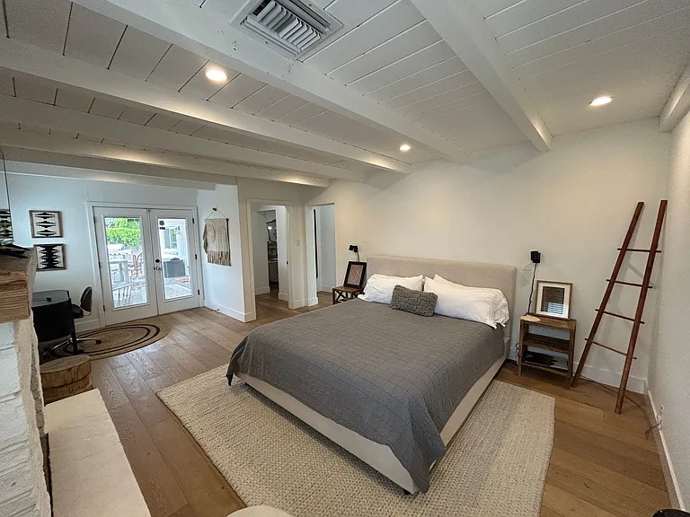 4016 E Avalon Dr — Photo 13