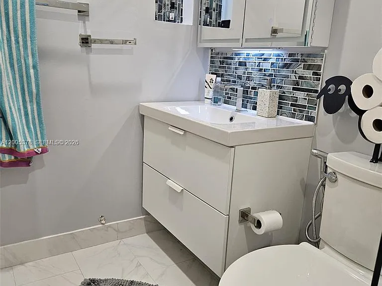 16314 SW 97th St — Photo 31