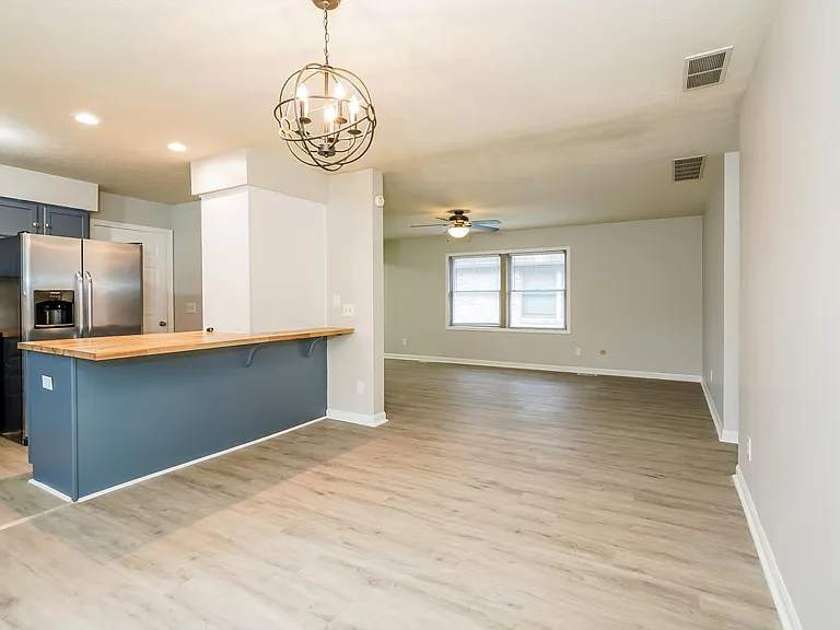 5342 Villa Ct — Photo 7