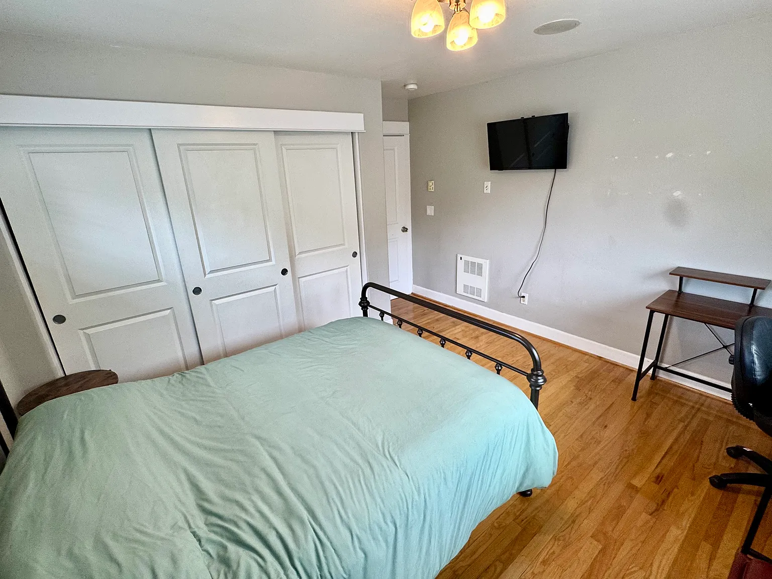 1 bed, 4129 sqft, $950 — Photo 3