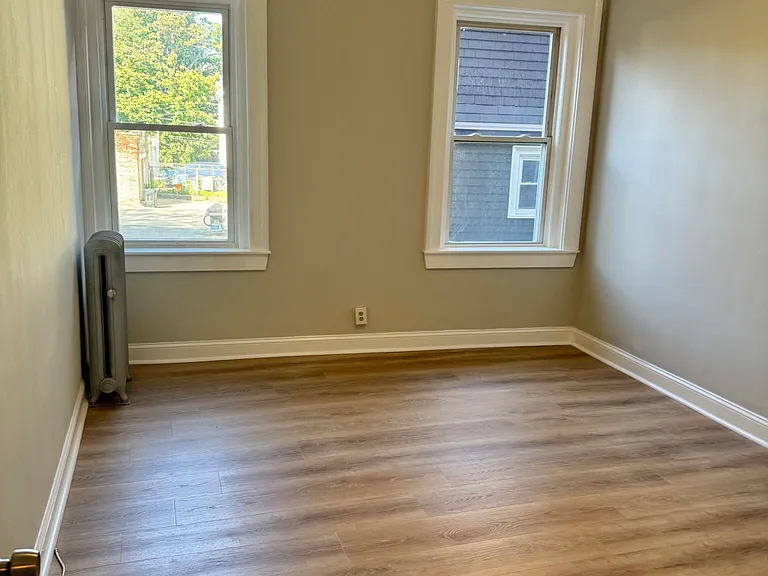 1124 Commonwealth Ave — Photo 183