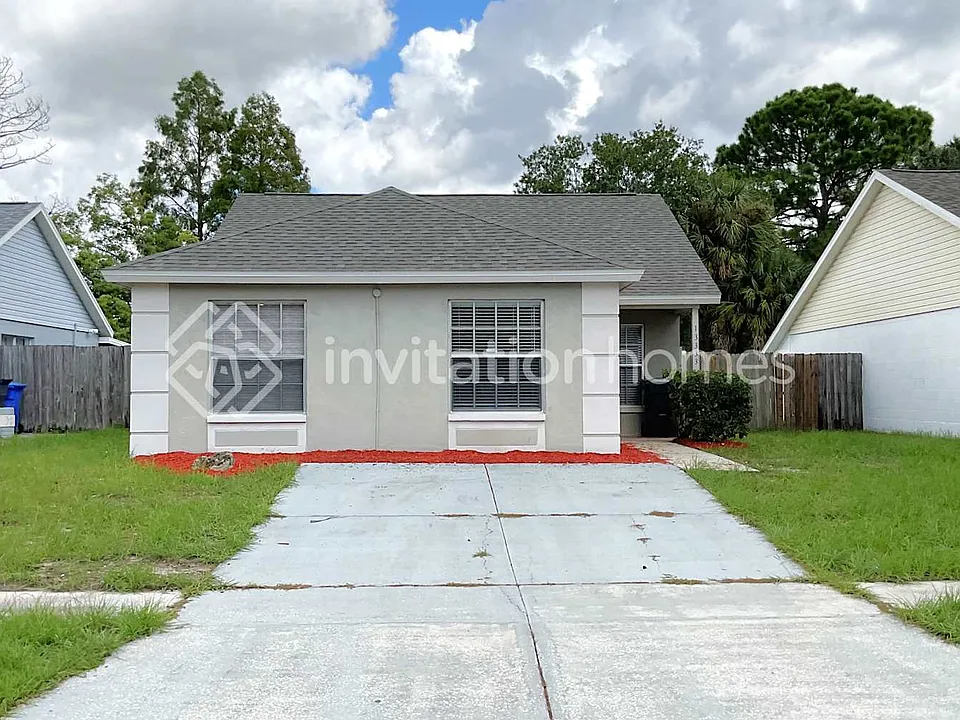 13333 Laraway Dr