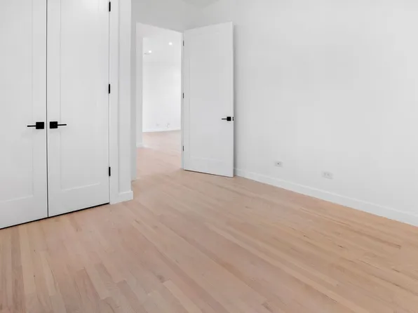 740 West End Avenue image 18 of 20