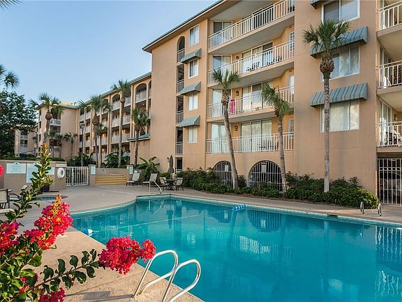 5th image of 1470 Wood Ave APT 405