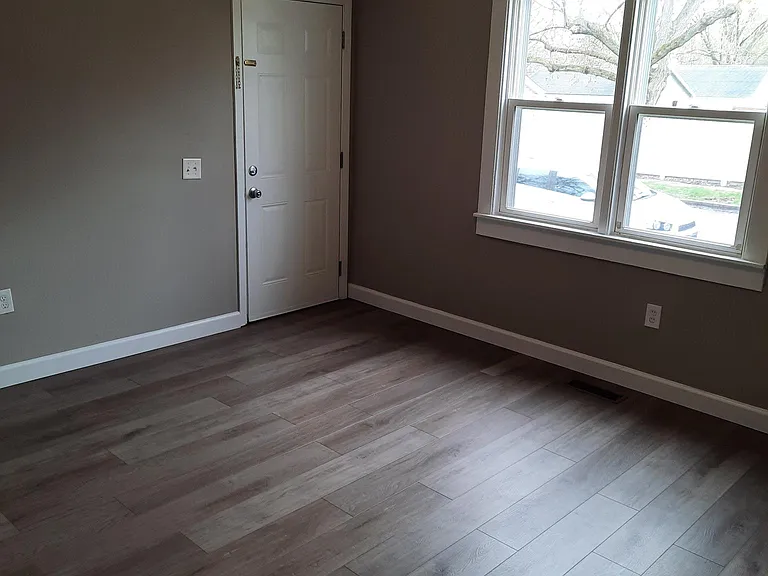 341 Park Ave #5 — Photo 7