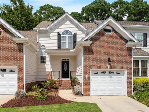 215 Harbor Creek Dr, Cary, NC 27511