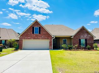 8867 Cresson Dr, Denham Springs, LA 70726