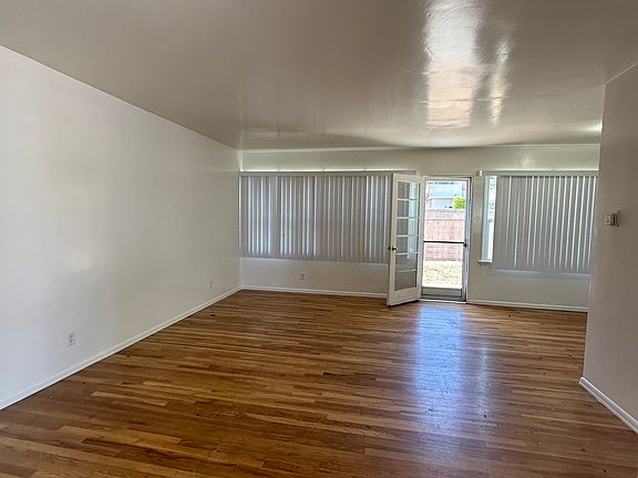 3rd image of 5511 Wiseburn St