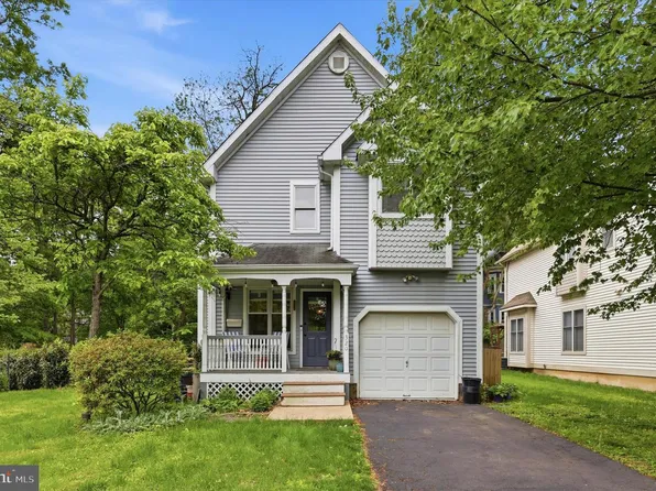 320 Maple Ave, Wyncote, PA 19095