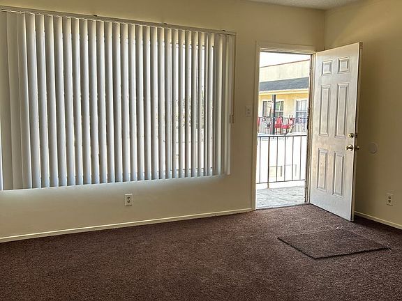 4th image of 1622 W 81st St APT 3