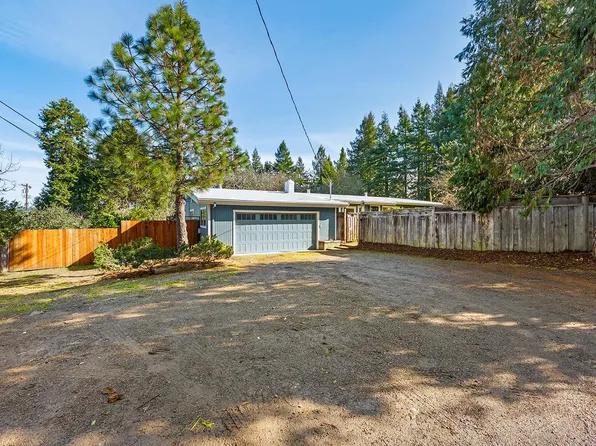 1417 Deer Lane, Sebastopol, CA 95472