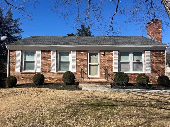 270 Whitethorn Ct, Ruckersville, VA 22968