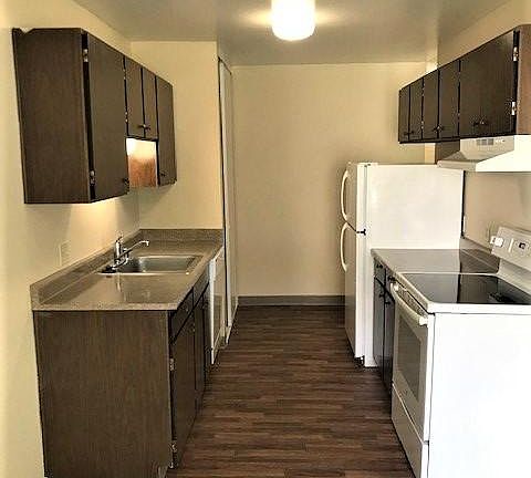 5th image of 13703 NE 10th Pl #10306