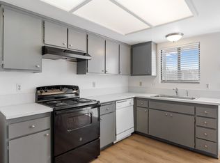 15360 Sequoia St APT 5, Hesperia, CA 92345