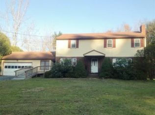 30 Willow Rd, Ayer, MA 01432