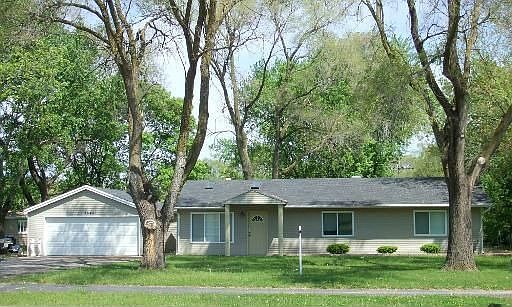 3rd image of 16451 88th Ave