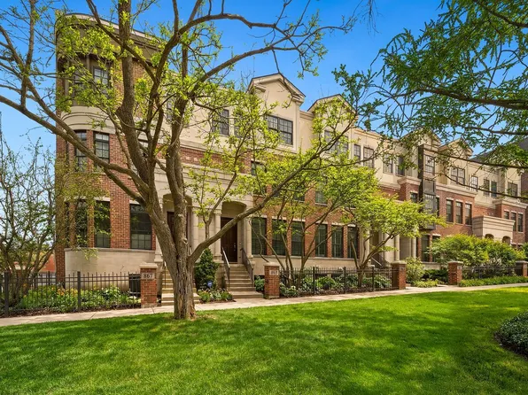 865 Laurel Ave, Highland Park, IL 60035
