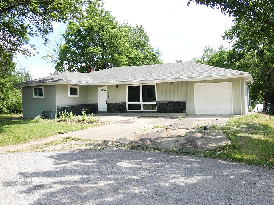 1st image of 8015 E 58th St