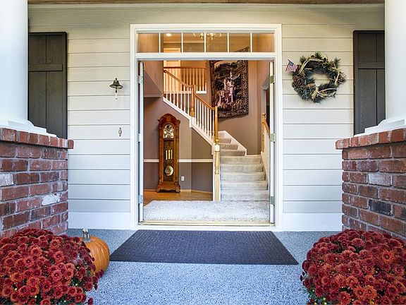 3rd image of 2821 21st Avenue Ct NW