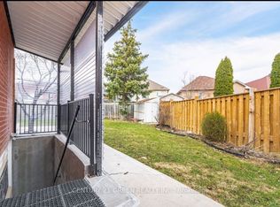 90 Viceroy Cres #BASEMENT, Brampton, ON L7A 1R5