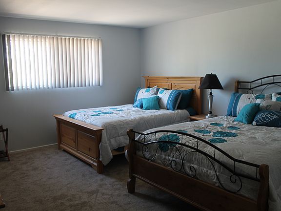 3rd image of 2575 Country Club Dr