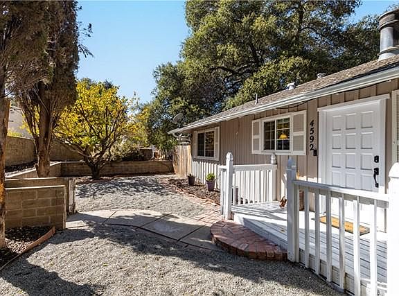 4th image of 4592 San Jacinto Ave