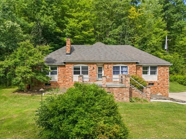 10884 Tibbetts Rd, Willoughby, OH 44094