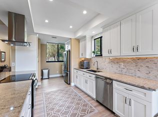 403 Sea Oats Dr APT E, Juno Beach, FL 33408