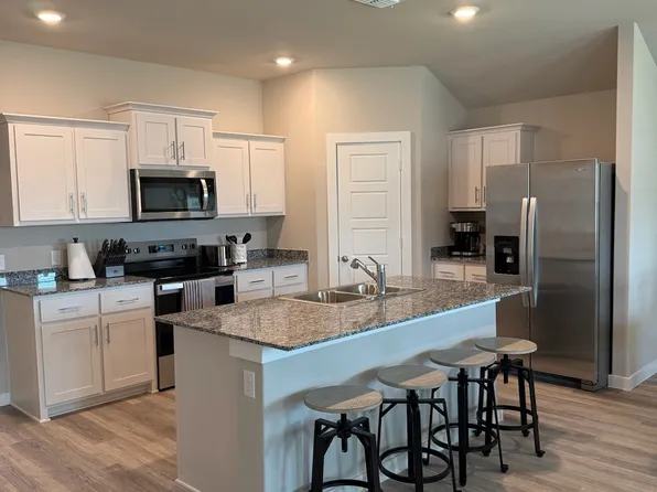 2910 Lynn Ln, Abilene, TX 79606