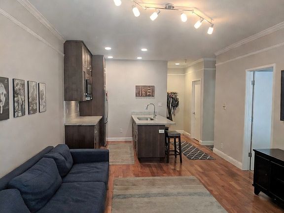 2nd image of 370 Fillmore St APT 2
