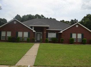 3290 Kings Gate Dr W, Mobile, AL 36618