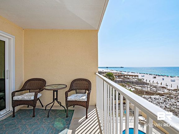 5th image of 517 E Beach Blvd