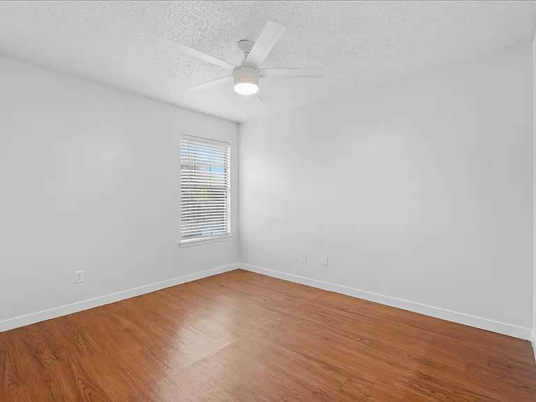3721 Smartt St — Photo 4